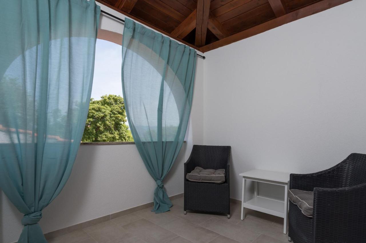 Stone Lady Holiday Home With Pool&Hot Tub,Sauna,Bbq,Garden Rasopasno Exteriör bild